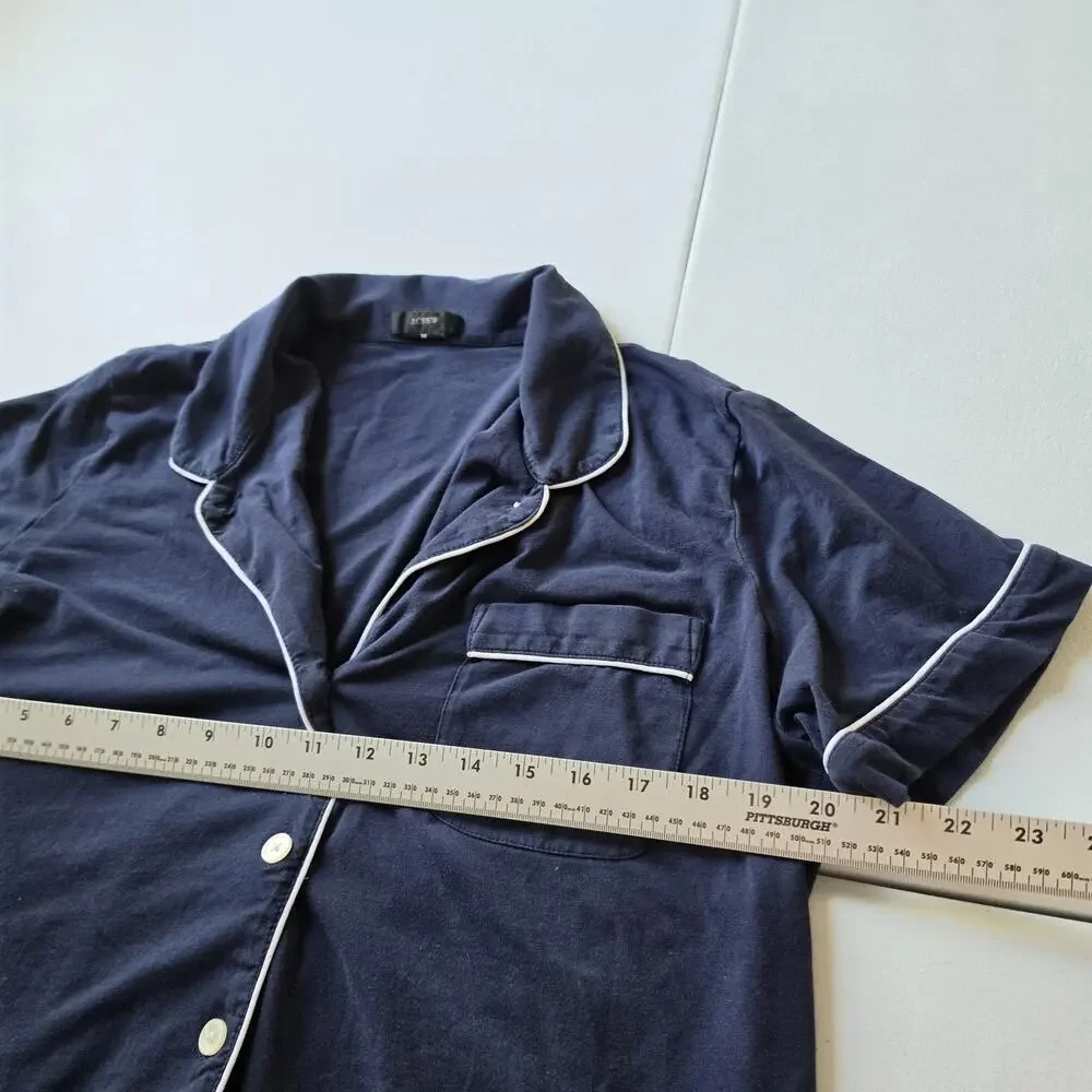 J. Crew Factory brand crew